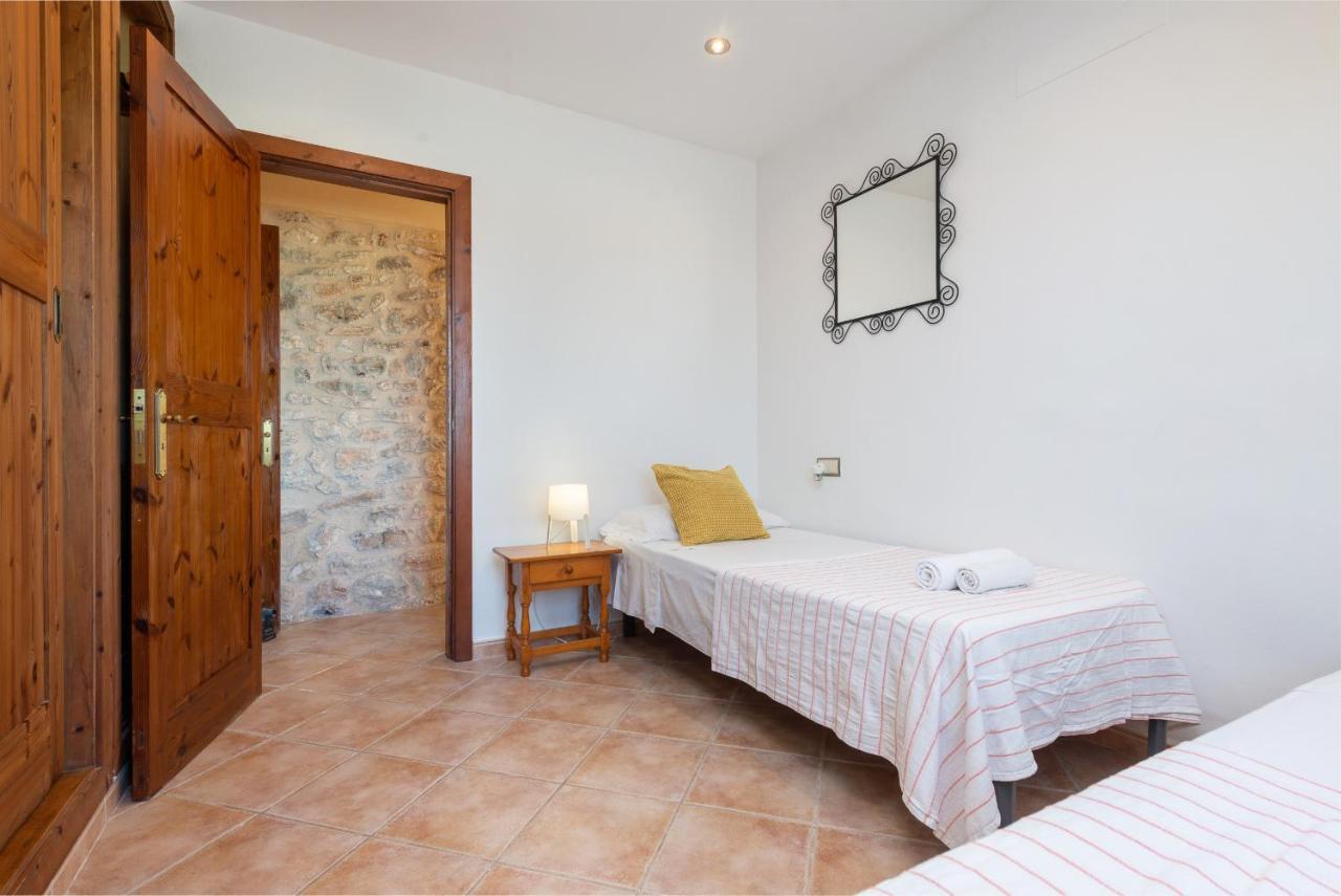 Perello, Swimming Pool And Gardens Villa Llubi