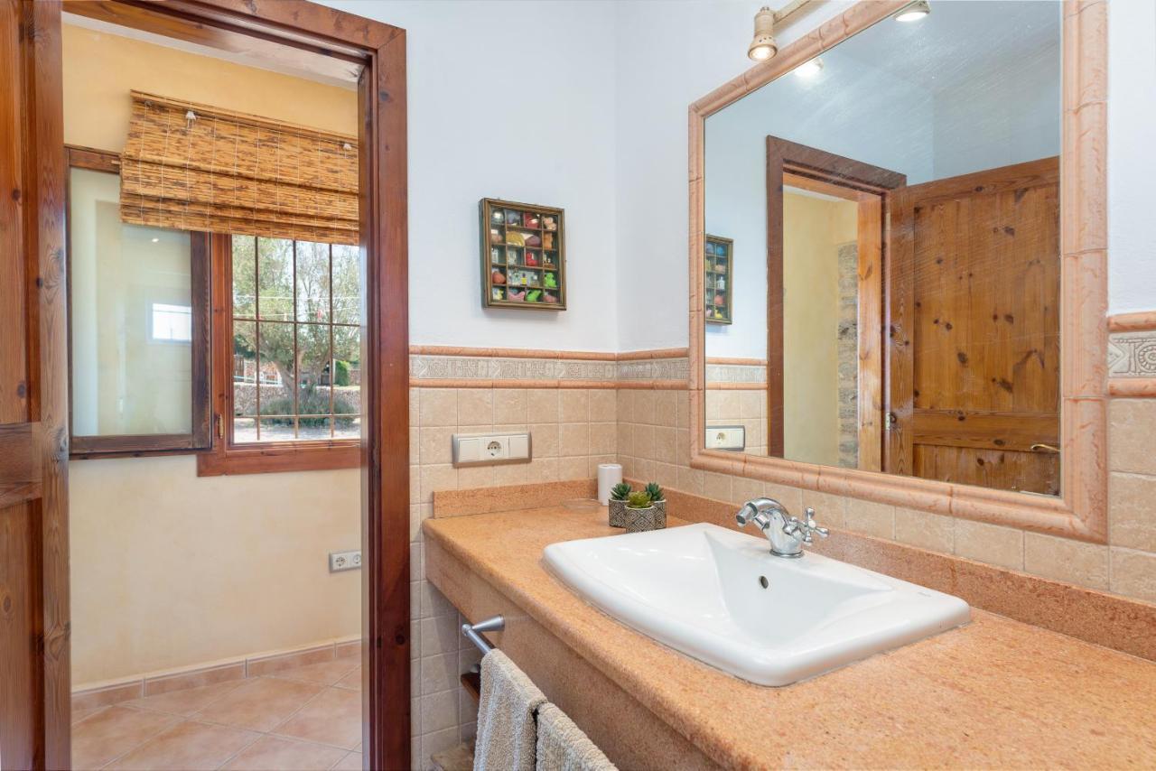 Perello, Swimming Pool And Gardens * Llubi